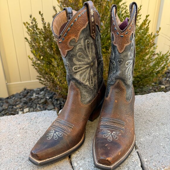 Ariat Shoes - Ariat Women's Daisy Western Cowgirl Boot